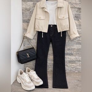 Reitmans Dark R Jeans‎  Women's Straight Leg Jeans size 29 price is negotiable